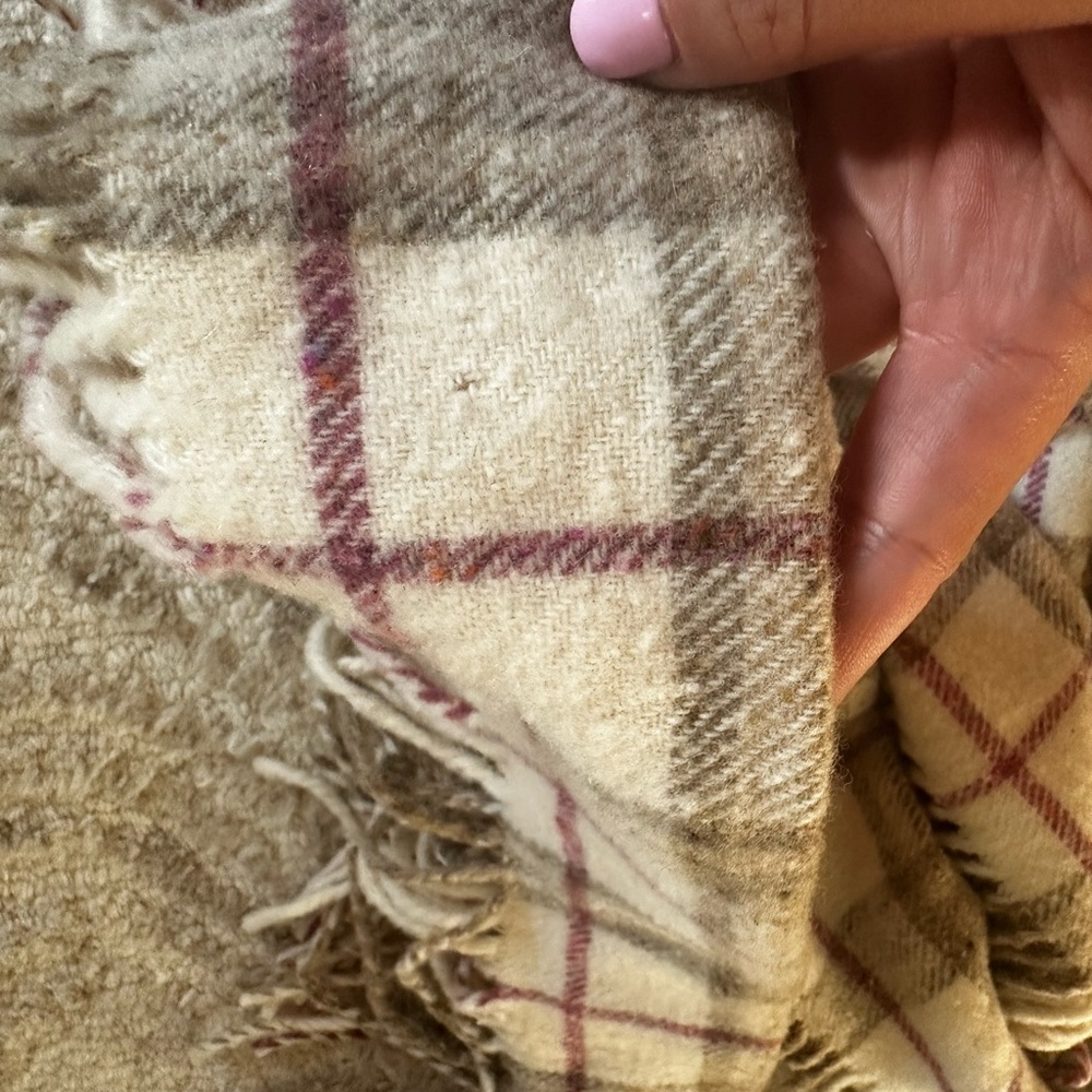 Vintage Burberry Fringe Scarf lambswool - Picture 4 of 4
